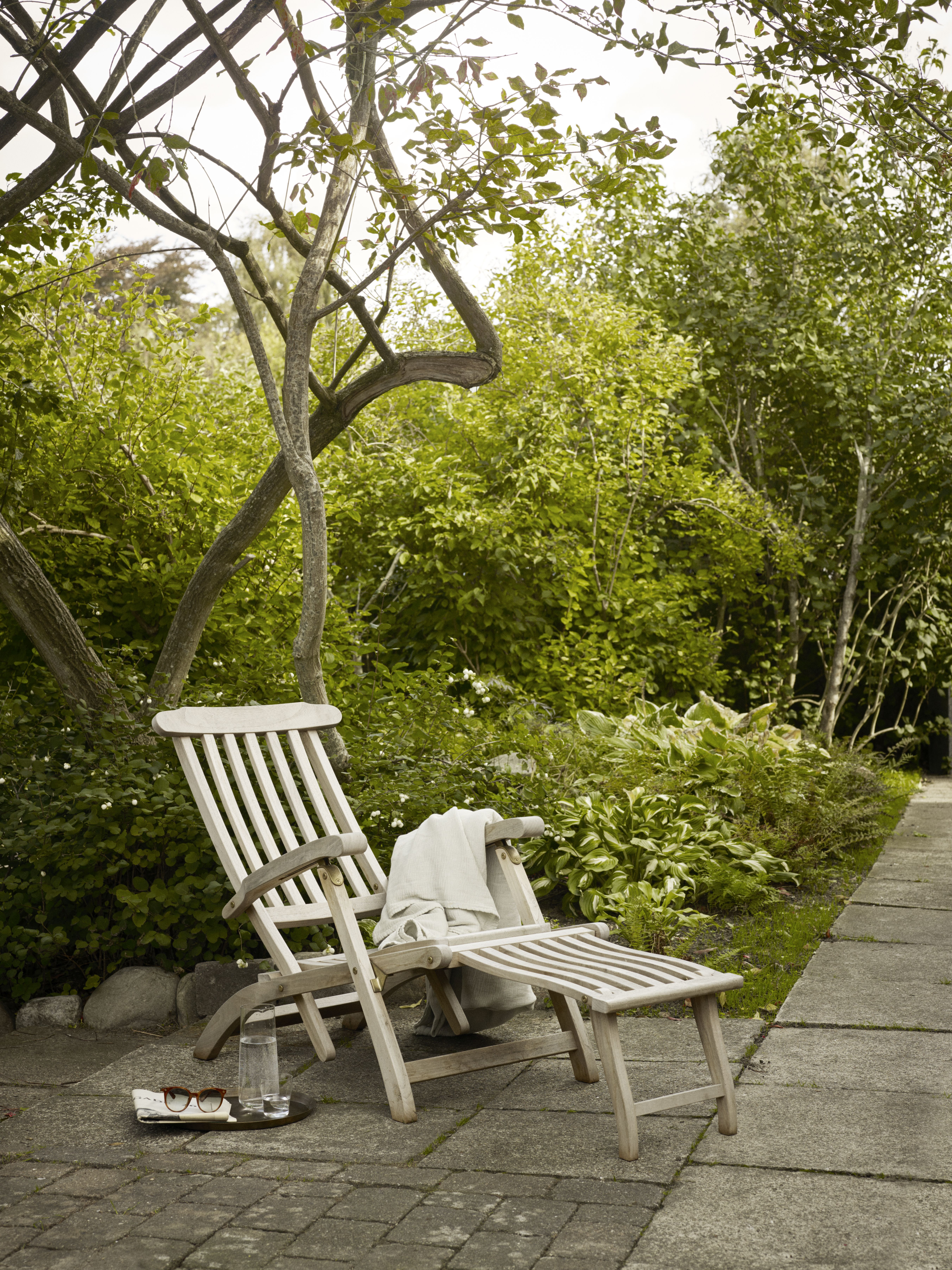 Steamer Deck Chair Outdoor Skagerak by Fritz Hansen