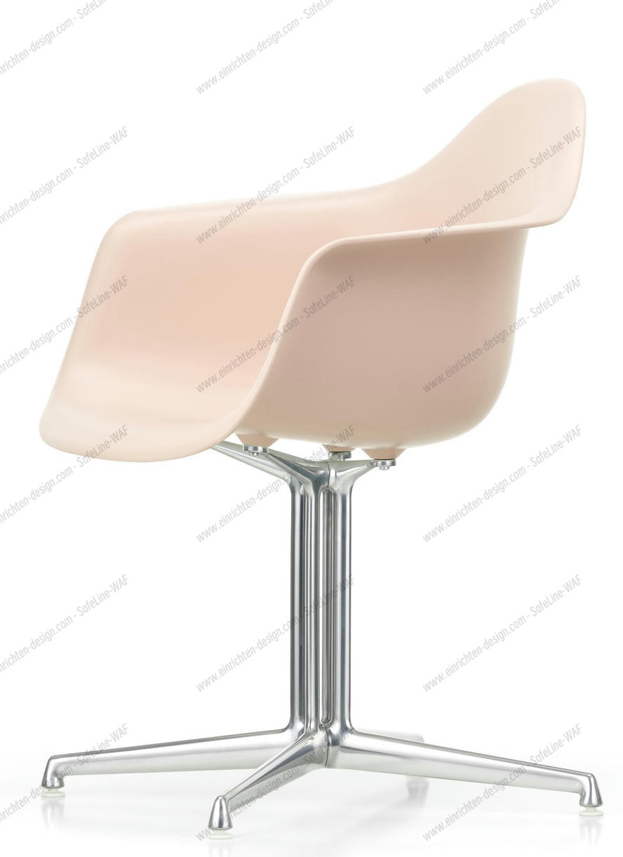Eames Plastic Arm Chair DAL Chair Vitra