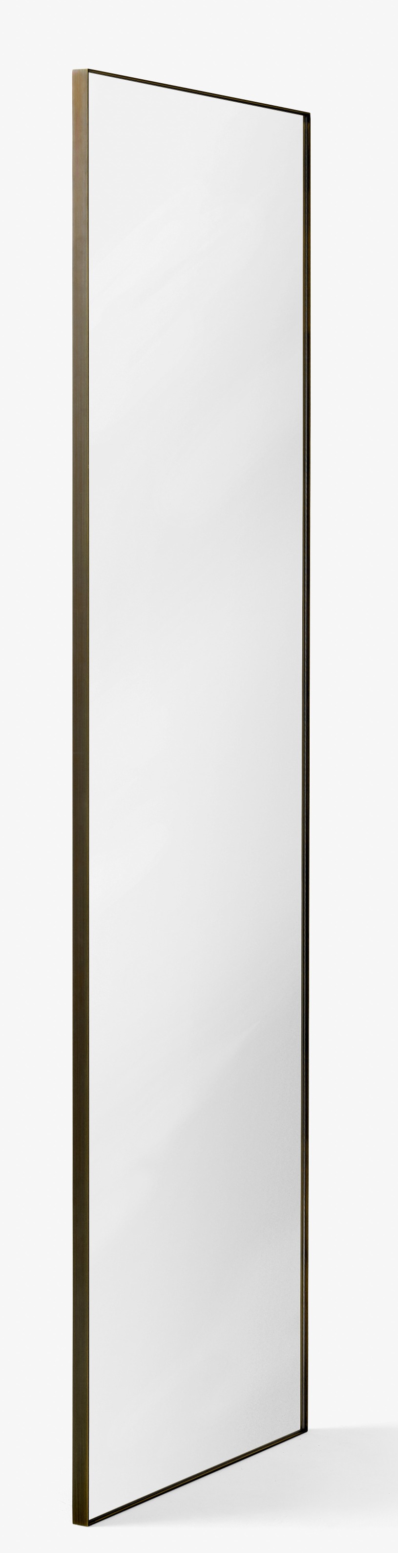 Amore Mirror H 190 cm AndTradition