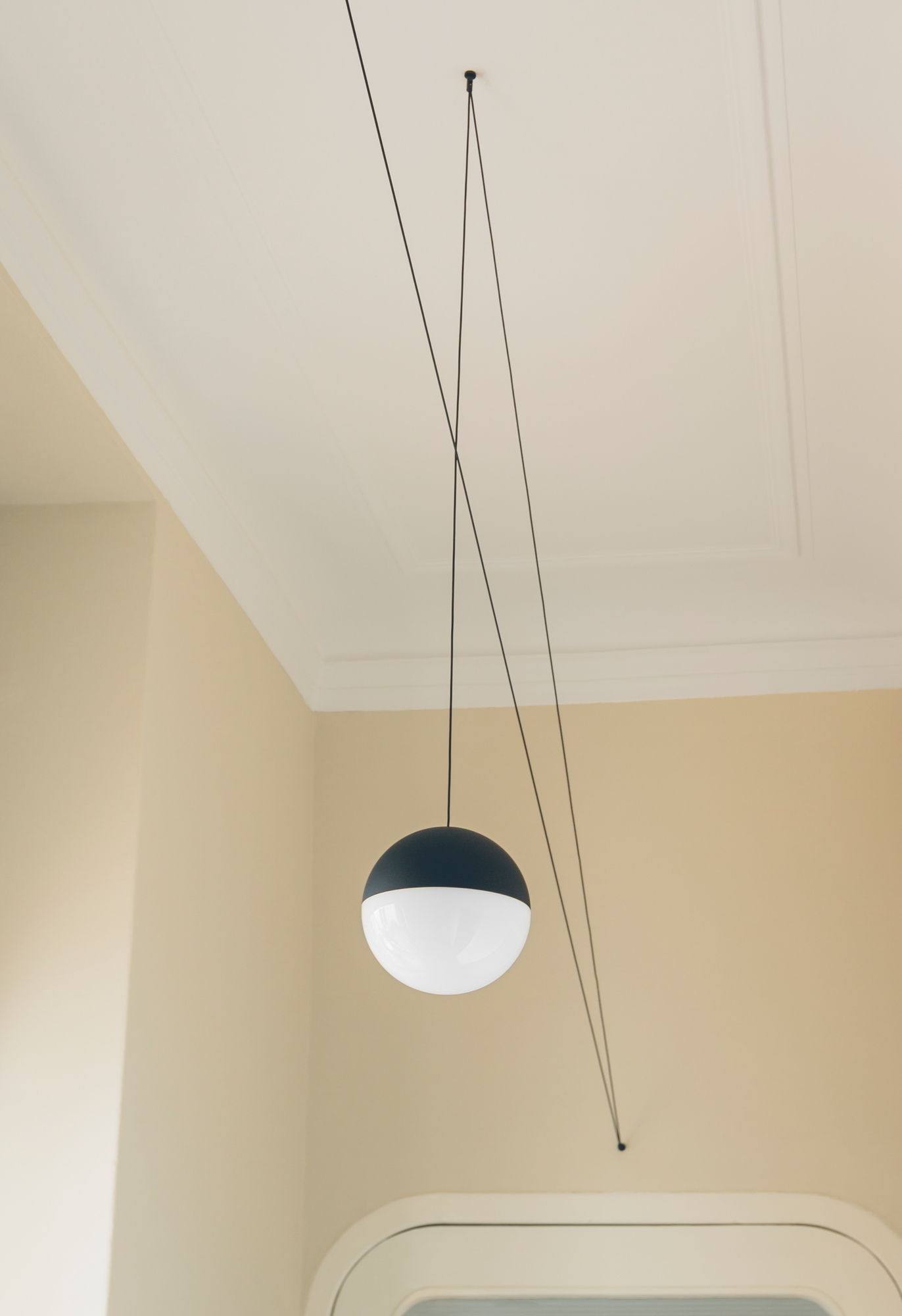 String Light Sphere Head Pendant lamp Flos