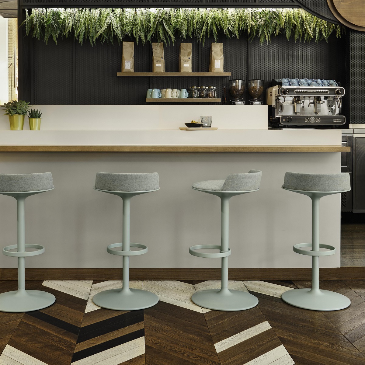 Hula BQ2968 Andreu World bar stool
