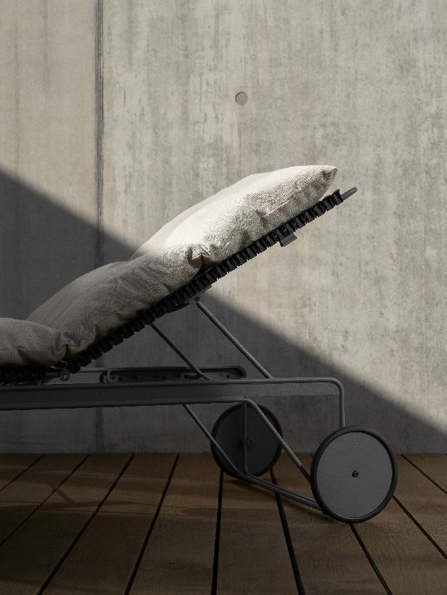Click Adjustable Chaise Longue sun lounger Outdoor HOUE