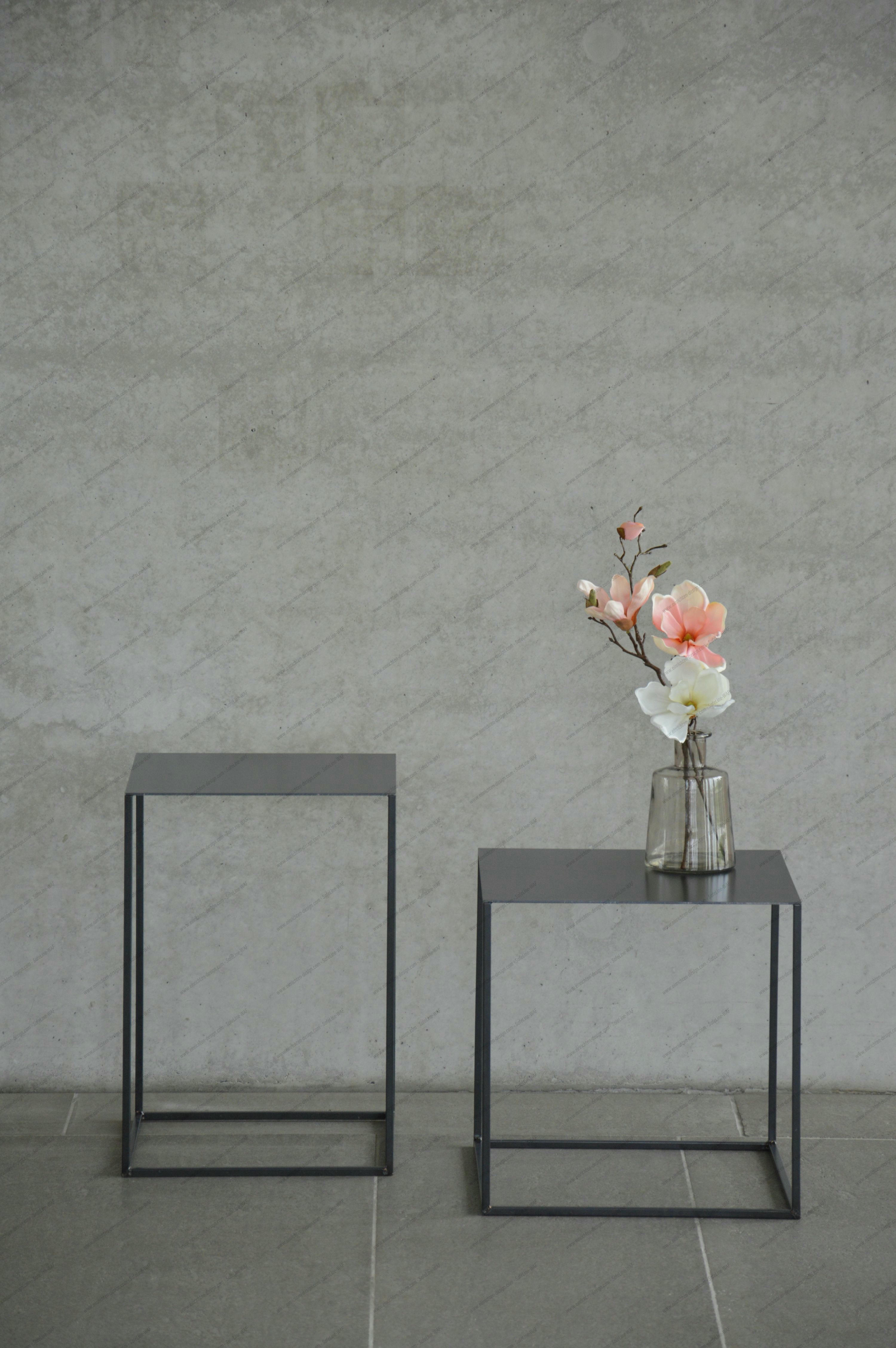 Pur Side Table Jan Kurtz