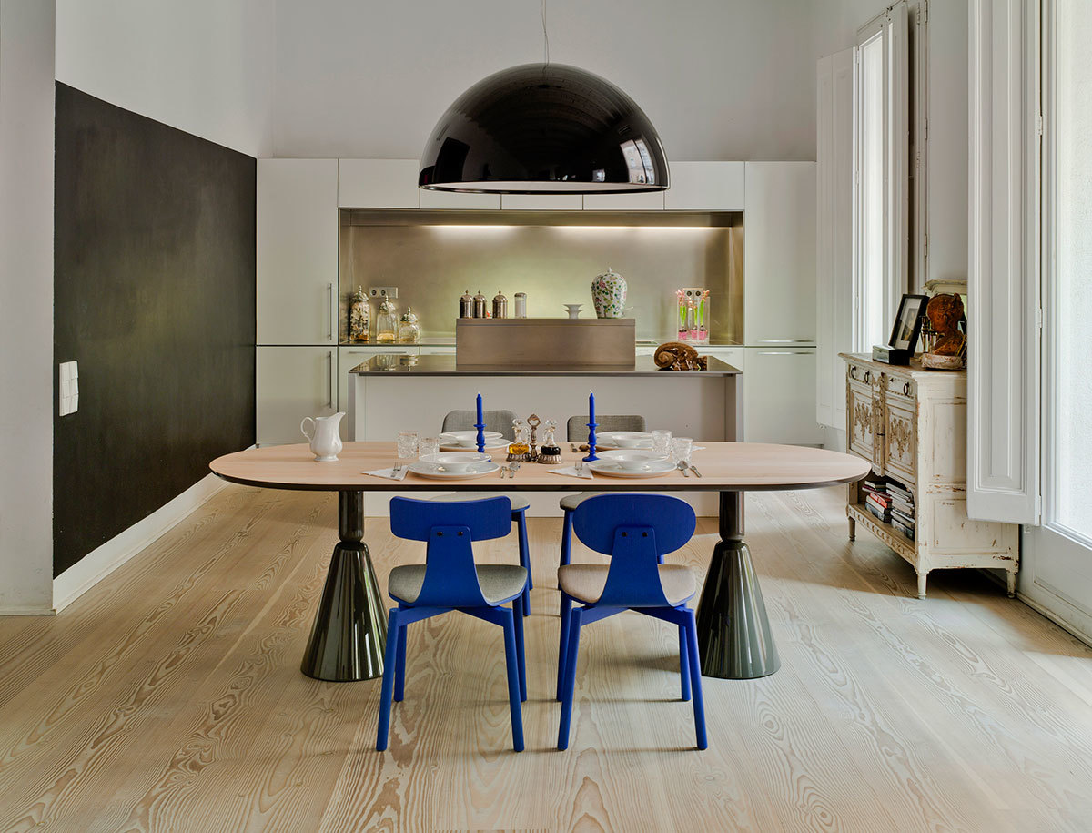 Pion Petra Emperador Gold dining table Sancal
