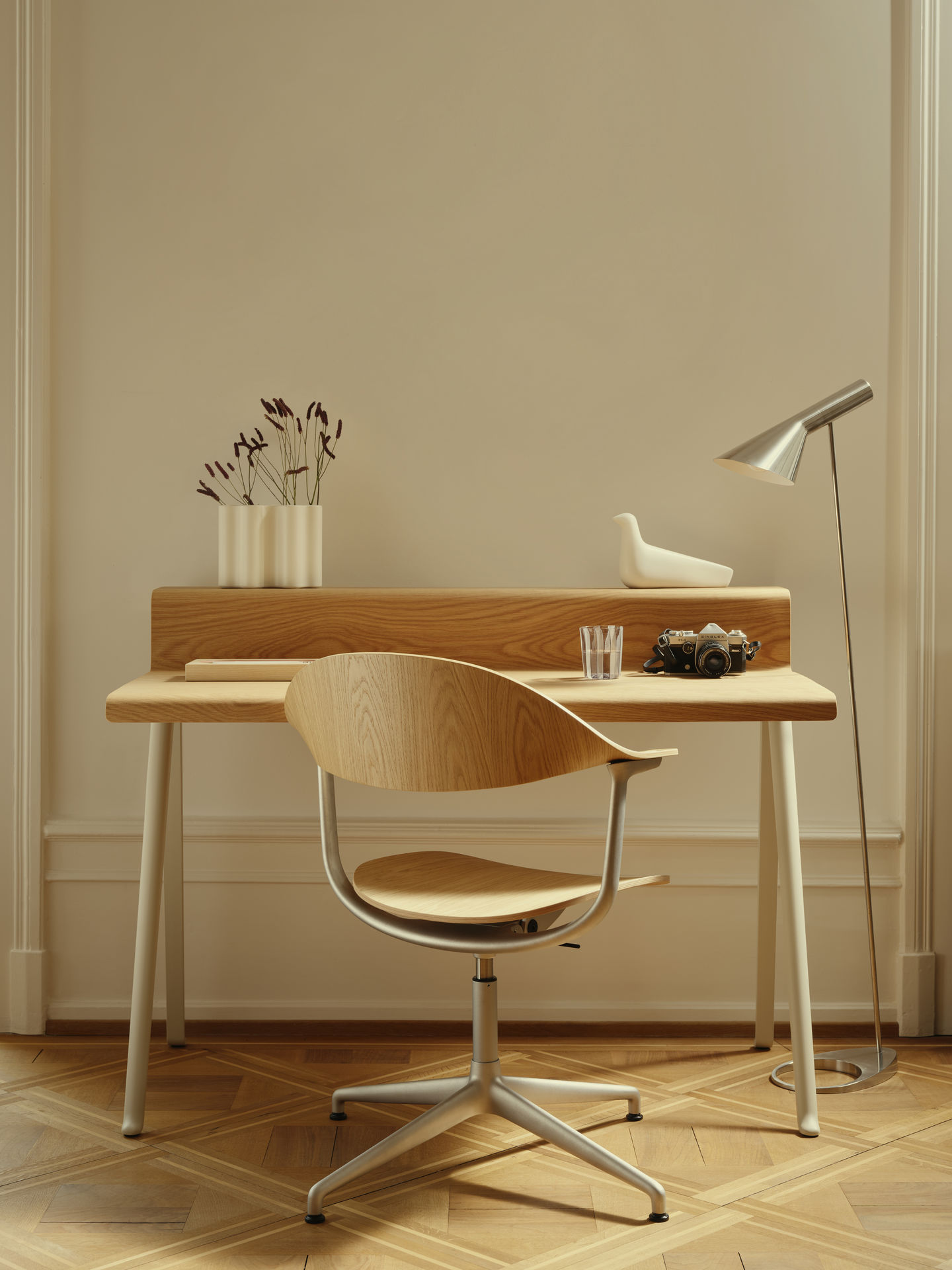 Courier desk Vitra