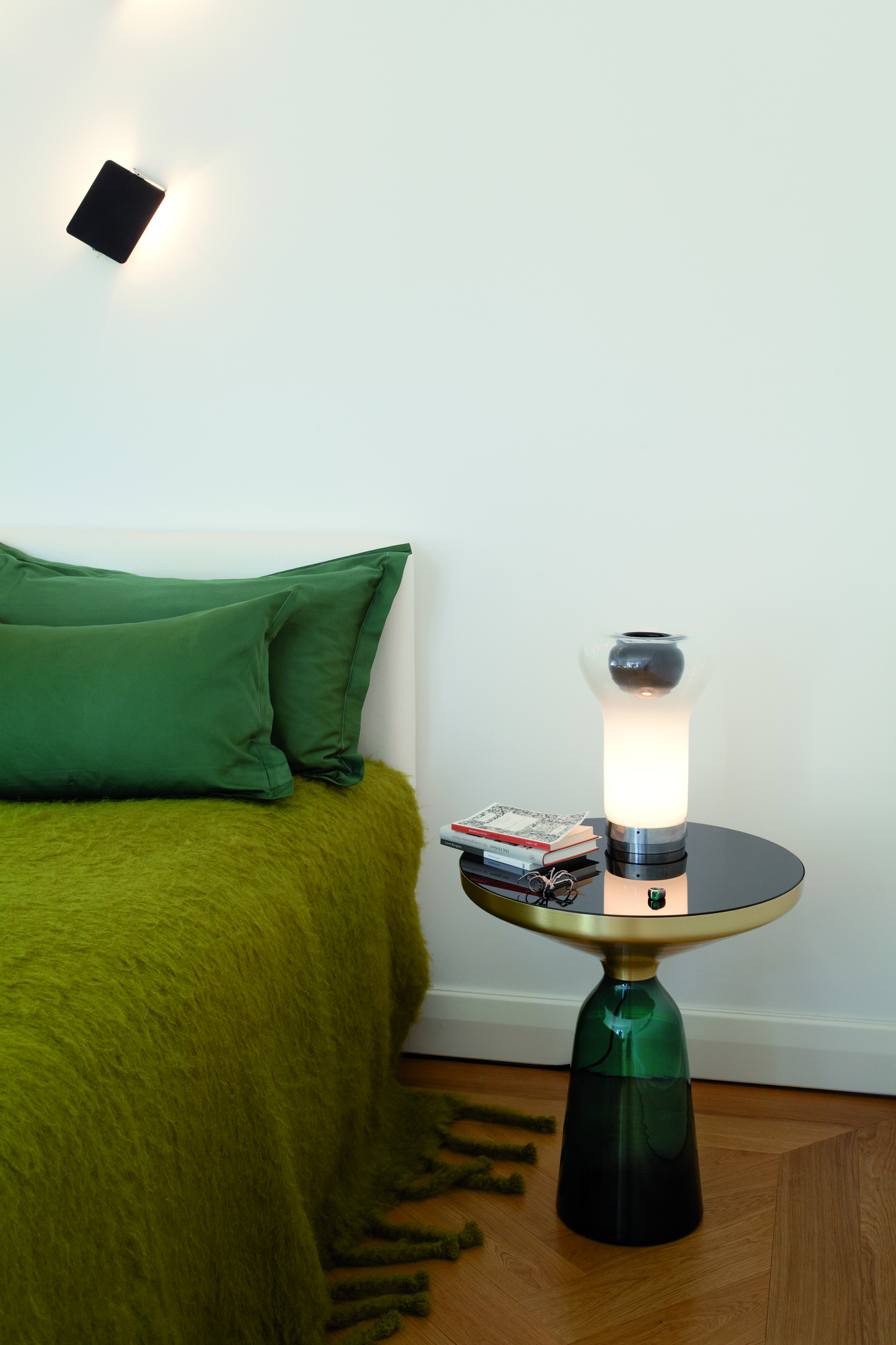Bell Side Table ClassiCon Brass Amethyst Violet