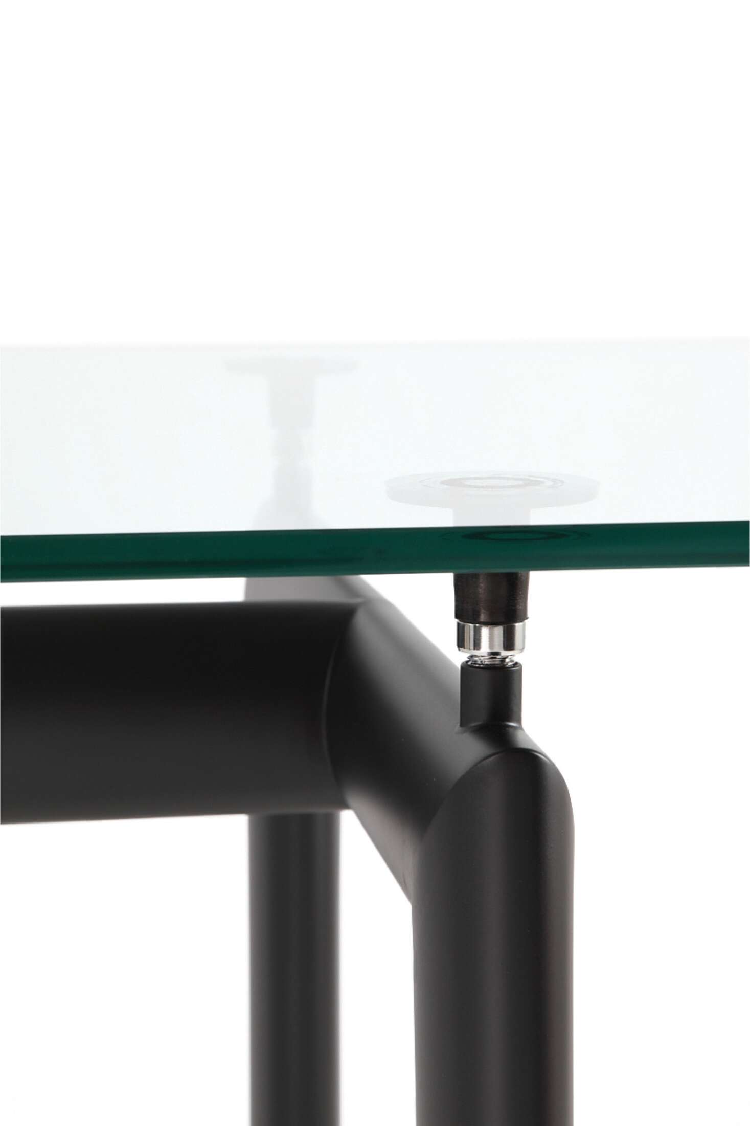 LC6 Table tube d'avion Dining table Cassina