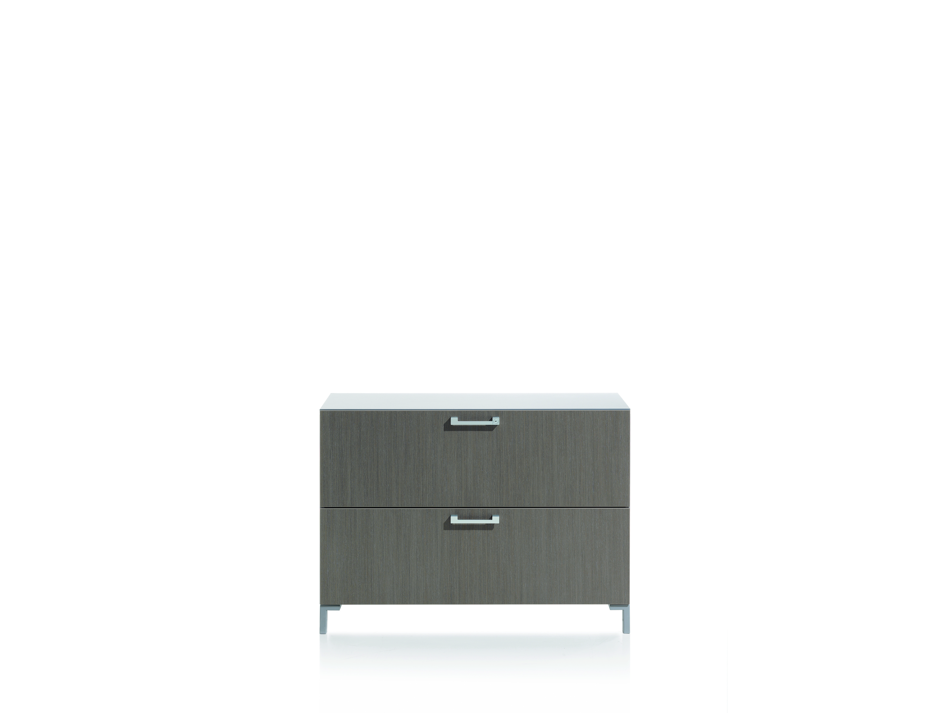 Steelcase Share It Schrank mit zwei Schubladen, Holzoptik und silbernen Griffen. Büromöbel.