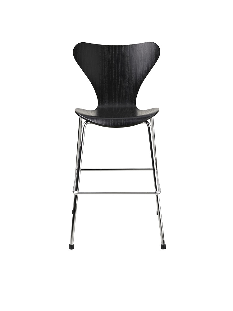 Series 7 Junior Chair Fritz Hansen