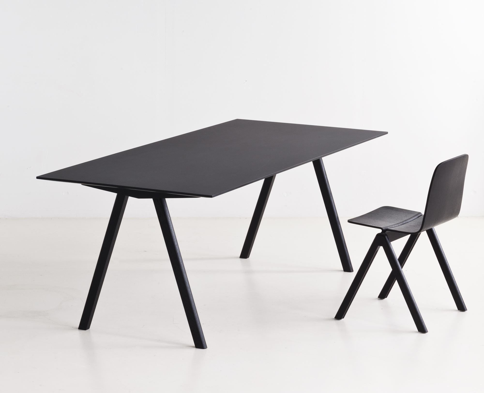 Copenhague Desk Table CPH 10 Hay Oak water-based lacquer / top linoleum off white MDF edge