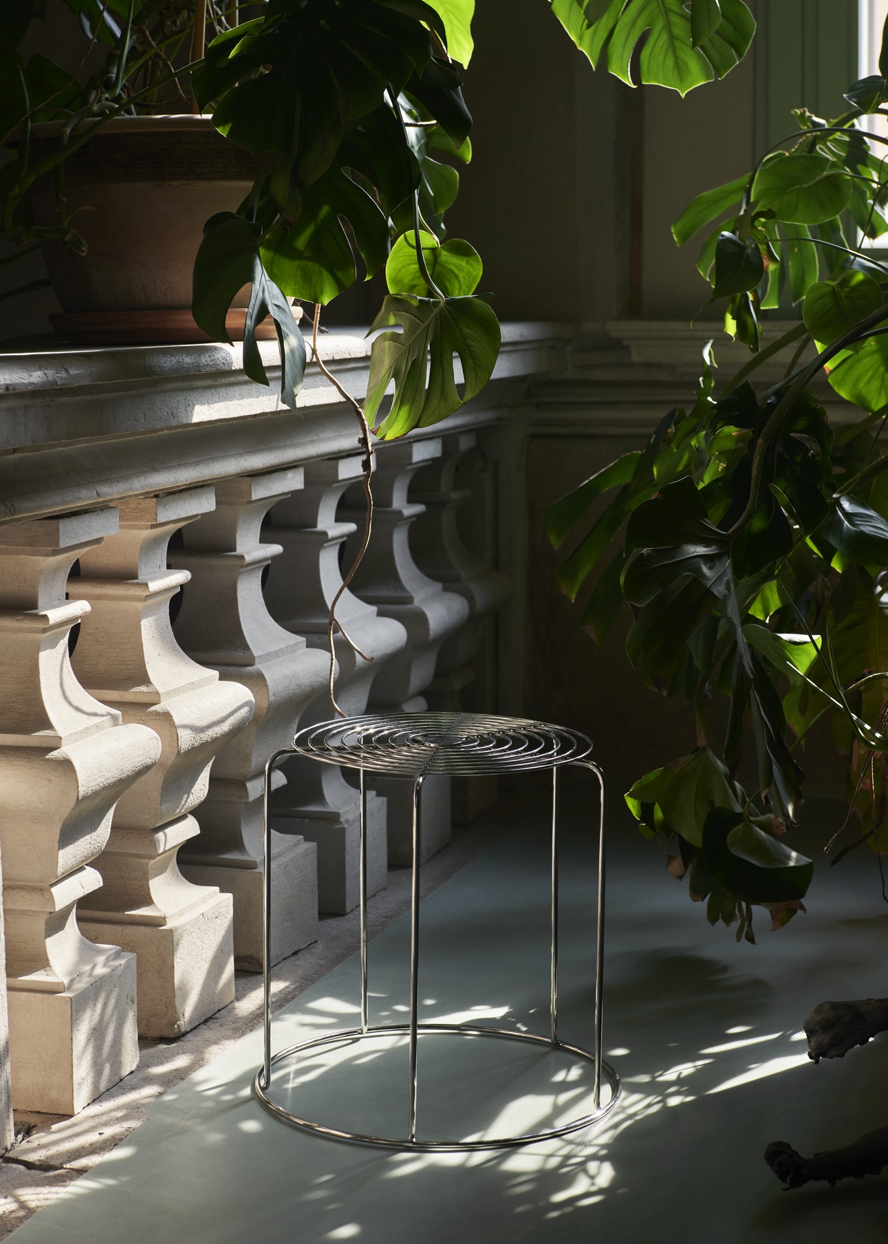 Wire Stool VP11 Stool / Side table AndTradition