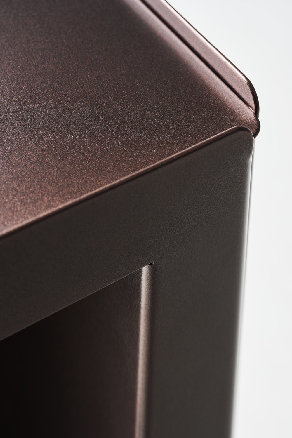 Ambito Side table Tola Dolza side table