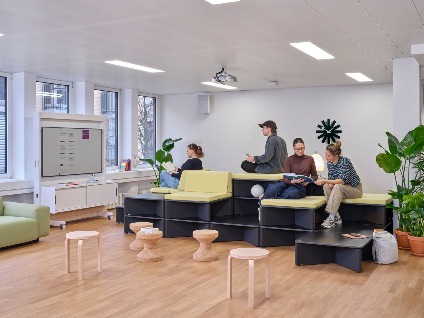 Reset Platform modular platform system Vitra