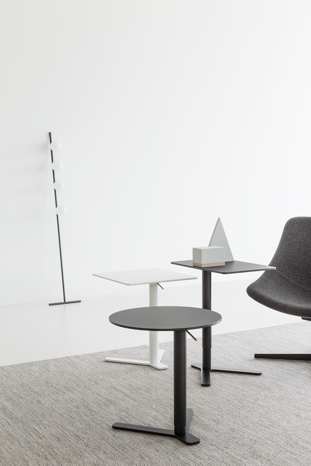 Yo height-adjustable Side table La Palma