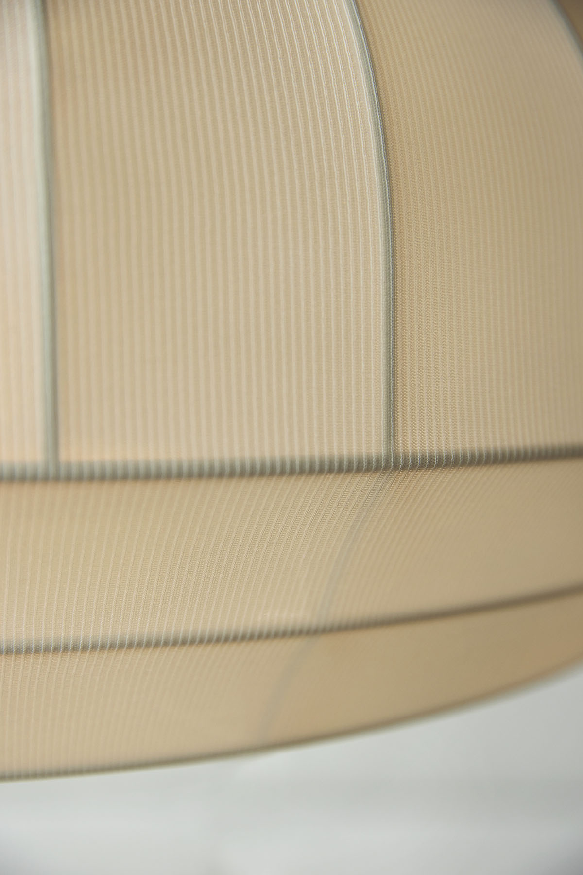 Tradition pendant lamp large oval Northern