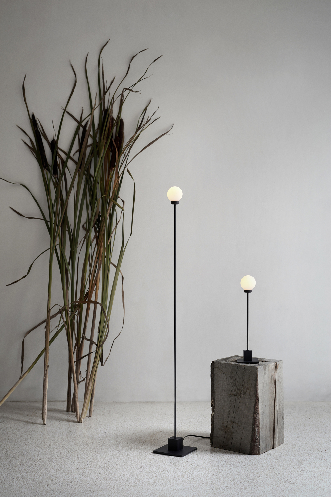 Snowball Floor Floor Lamp black Northern