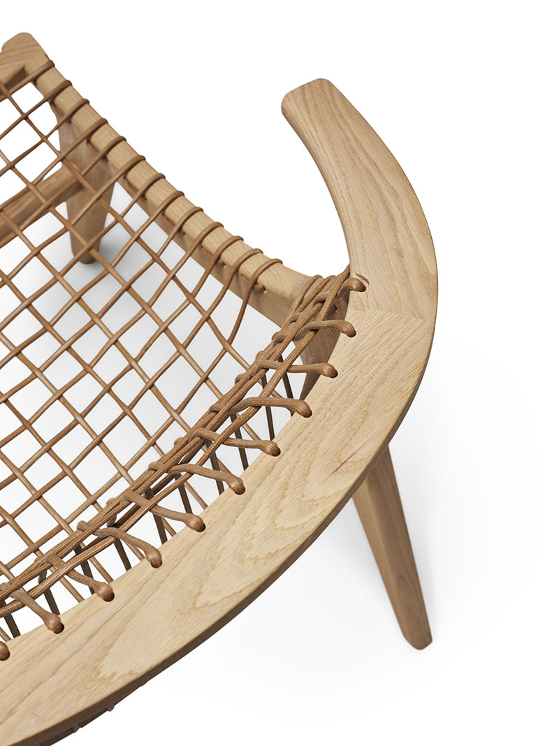 Klismos Lounge Chair with felt gliders Knoll International