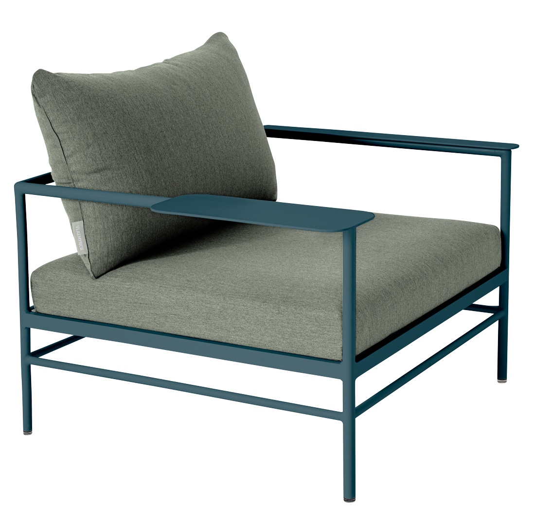 Rivage lounge chair with armrests Outdoor Fermob
