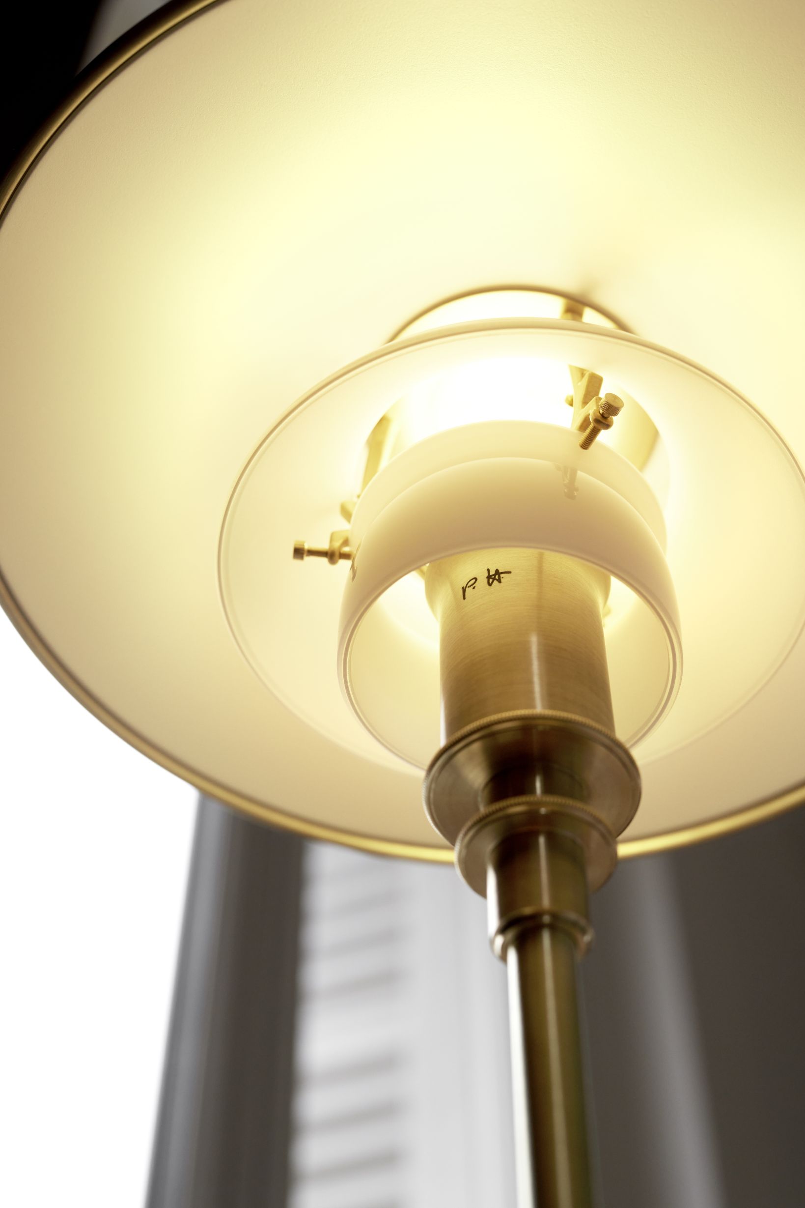 PH 3/2 Table Lamp Brass Louis Poulsen LIMITED EDITION SINGLE PIECES