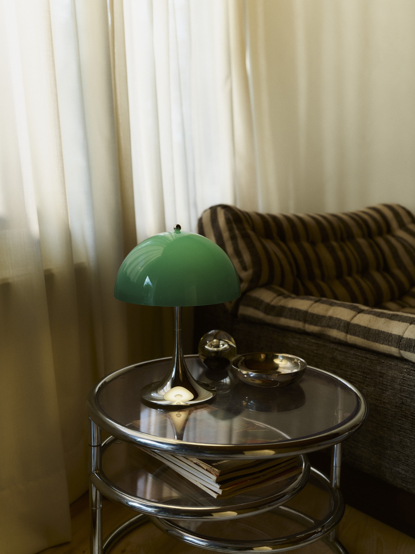 Panthella Originals 250 Portable Chrome Rechargeable lamp / table lamp Louis Poulsen