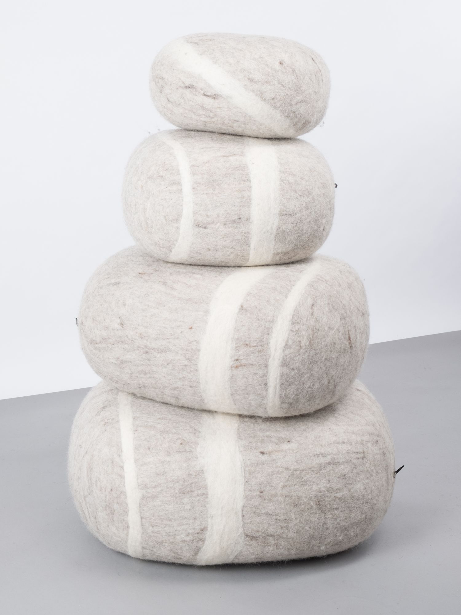 Felt Stone Stool L Béla myfelt