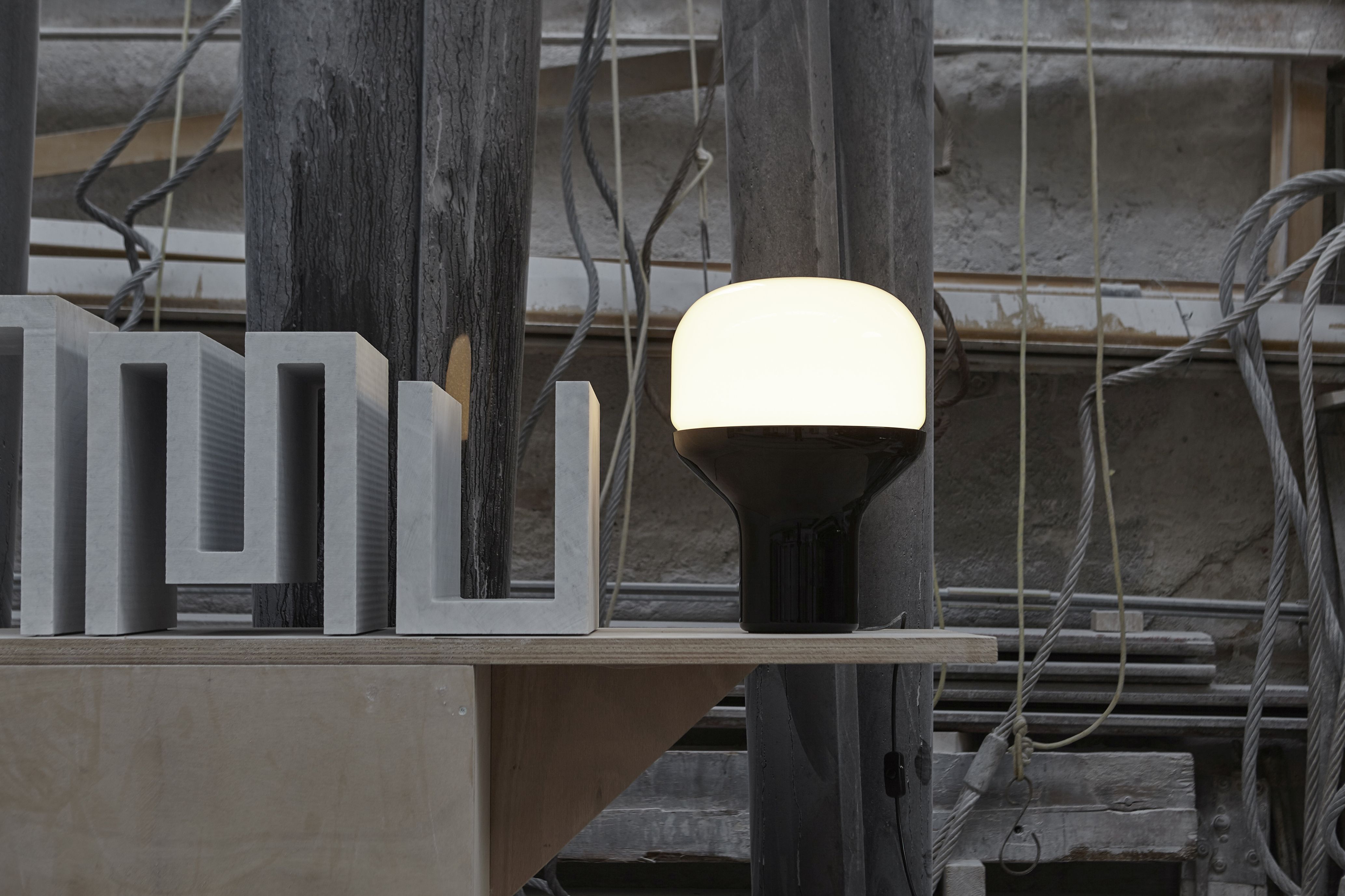 Delux Table Lamp Martinelli Luce