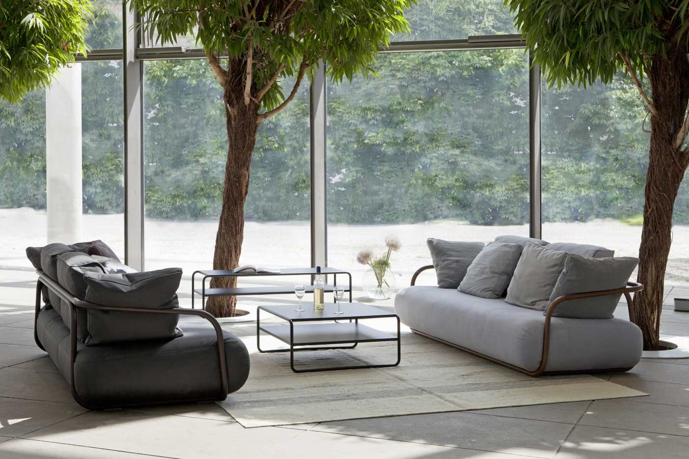 B 20 a/1 coffee table Thonet