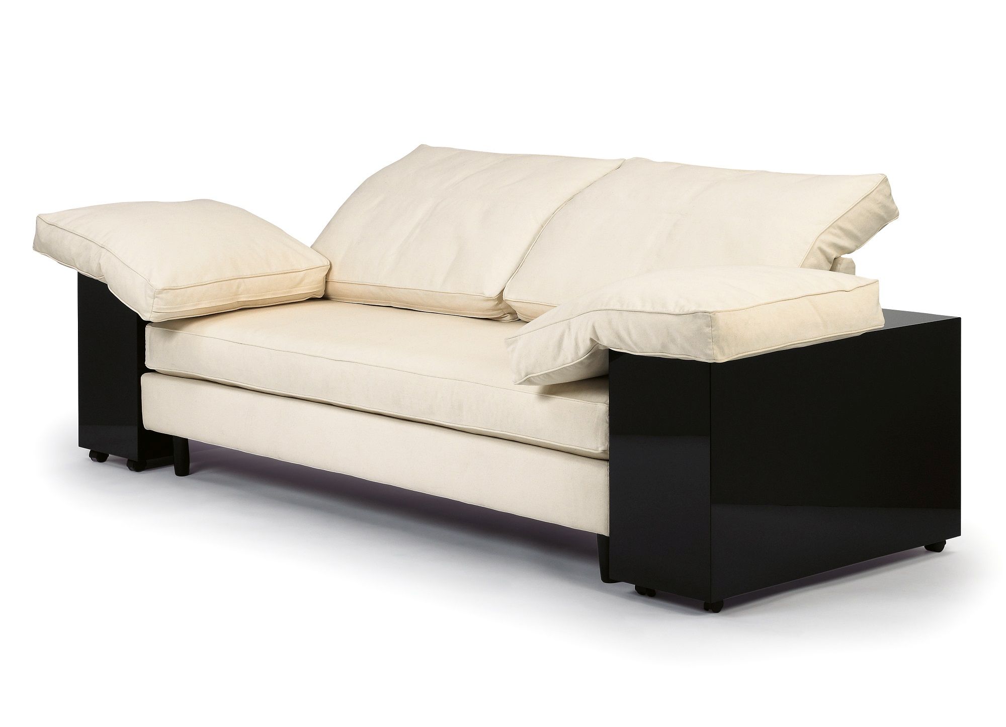 Lota Sofa Classicon