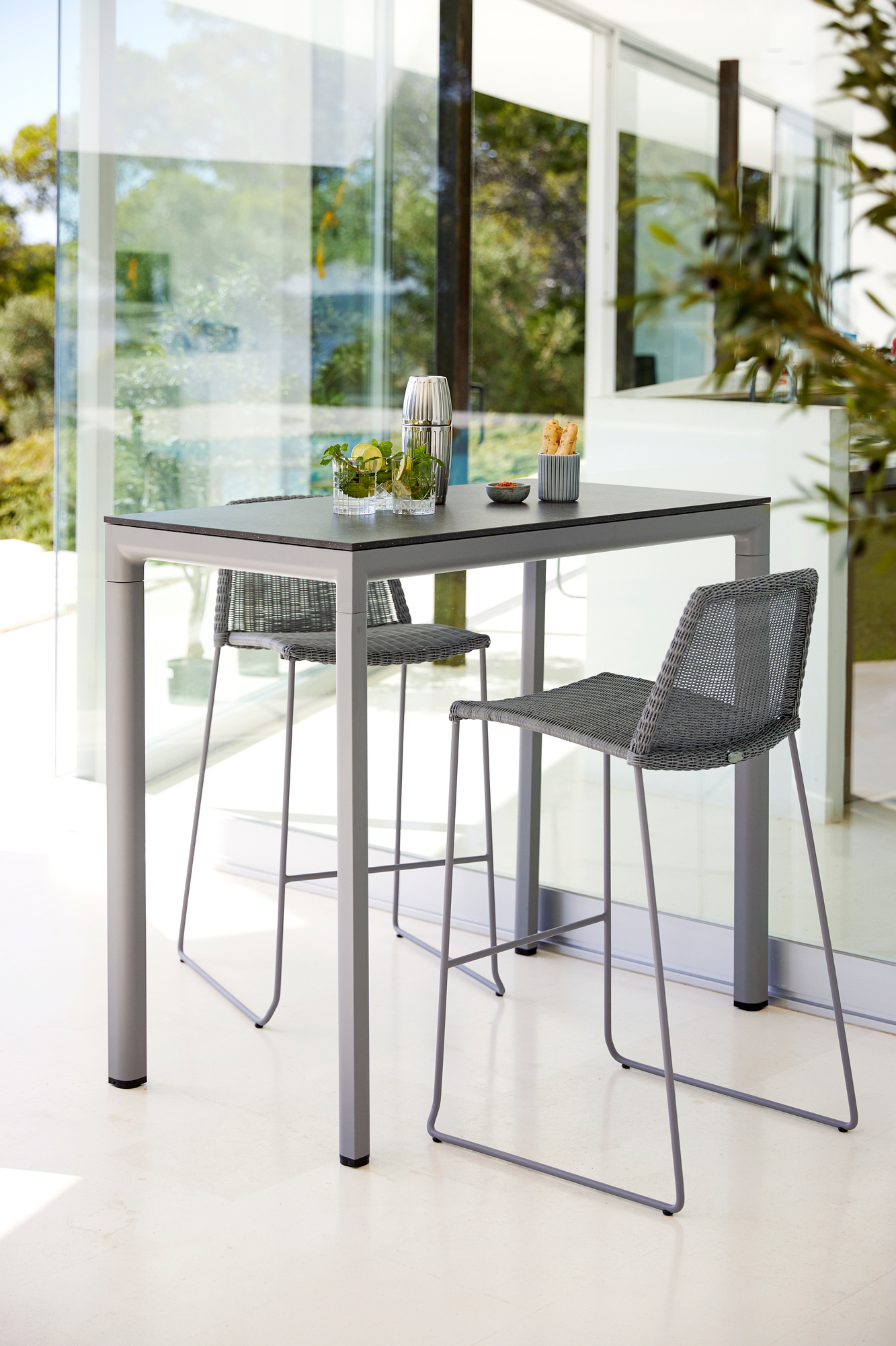 Breeze Outdoor barstool white gray Cane-Line