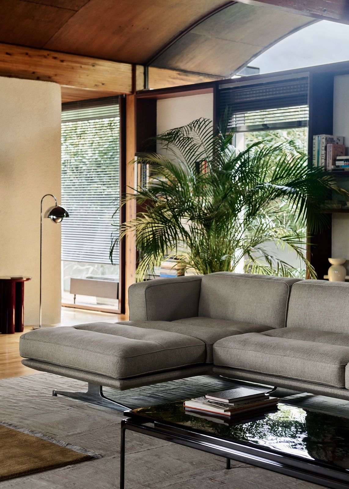 Inland AV41 / AV42 Sofa AndTradition 