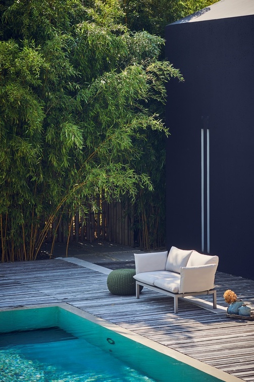 Fiam Domino outdoor sofa 2-seater with armrests and cushions Jan Kurtz