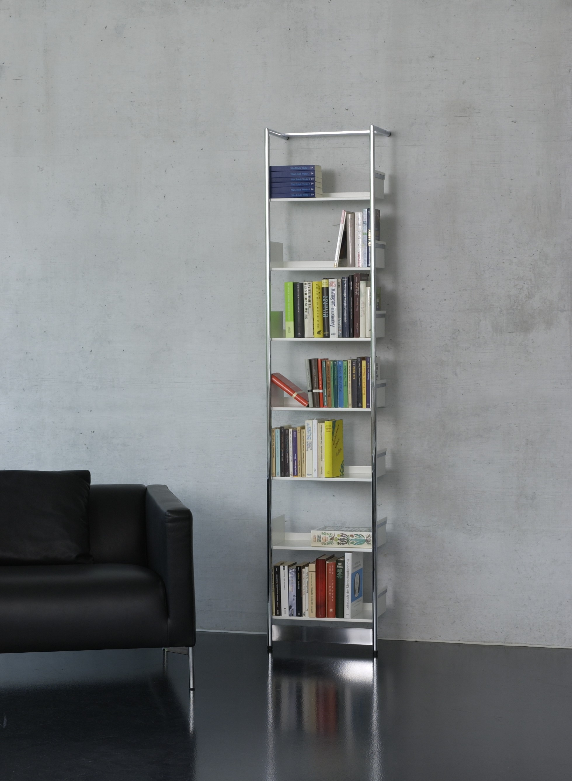Pool 196 Medium Leaning shelf Mox