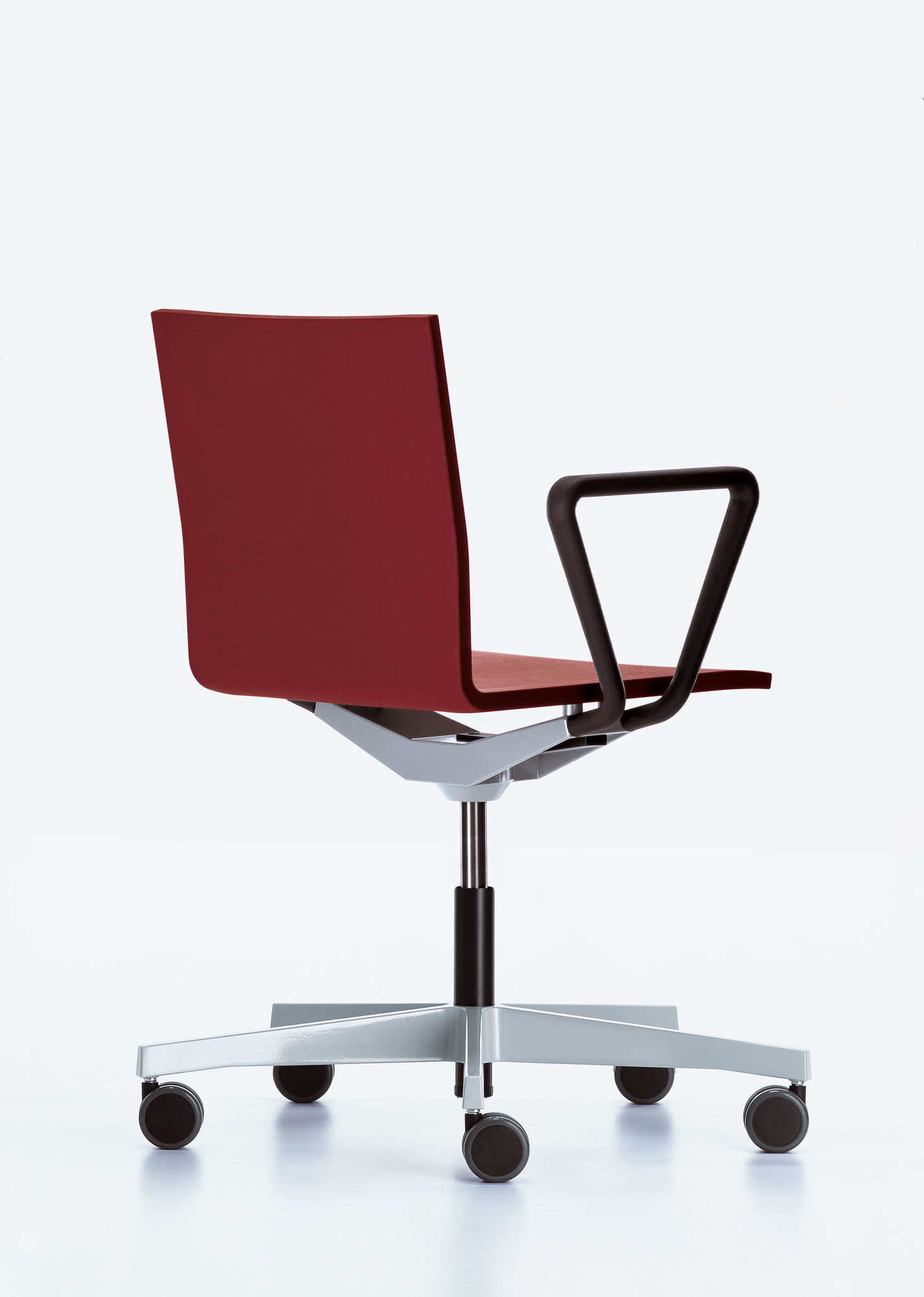 .04 Office swivel chair with Armrest Vitra