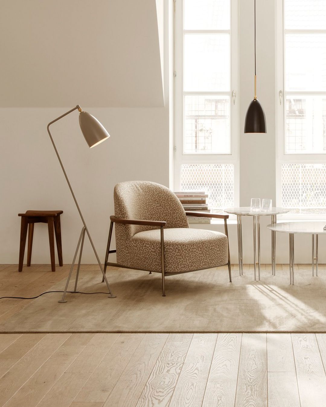 Beetle Chair upholstered Gubi | Velvet 641 | GUBI 10033609 Beetle Chair upholstered Gubi | Velvet 641 | GUBI 10033609