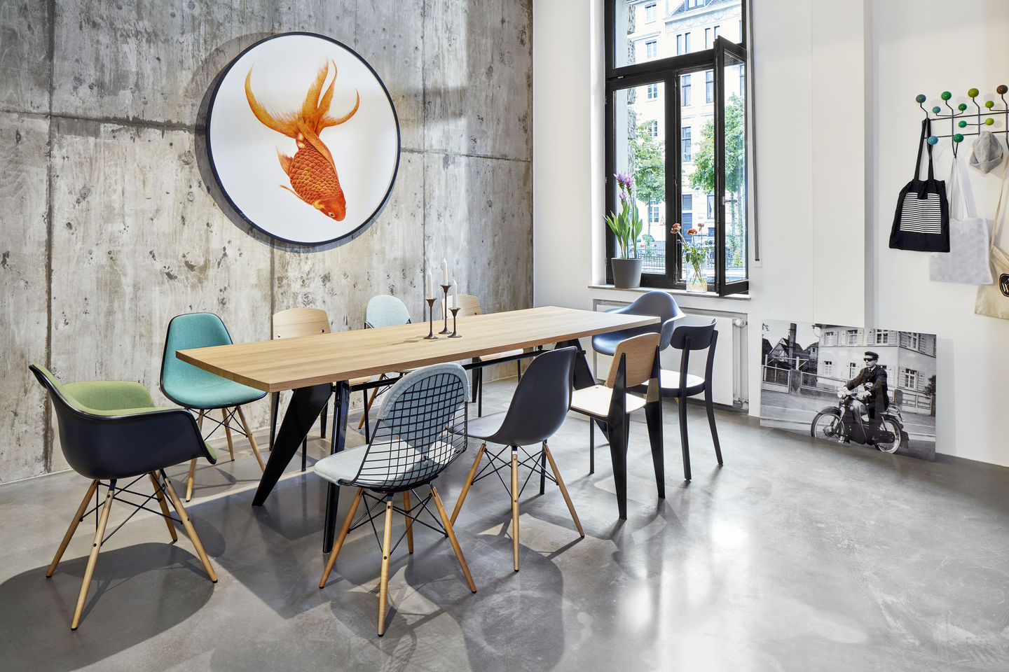 DKW-2 Wire Chair Chair with Seat and Back Upholstery Vitra