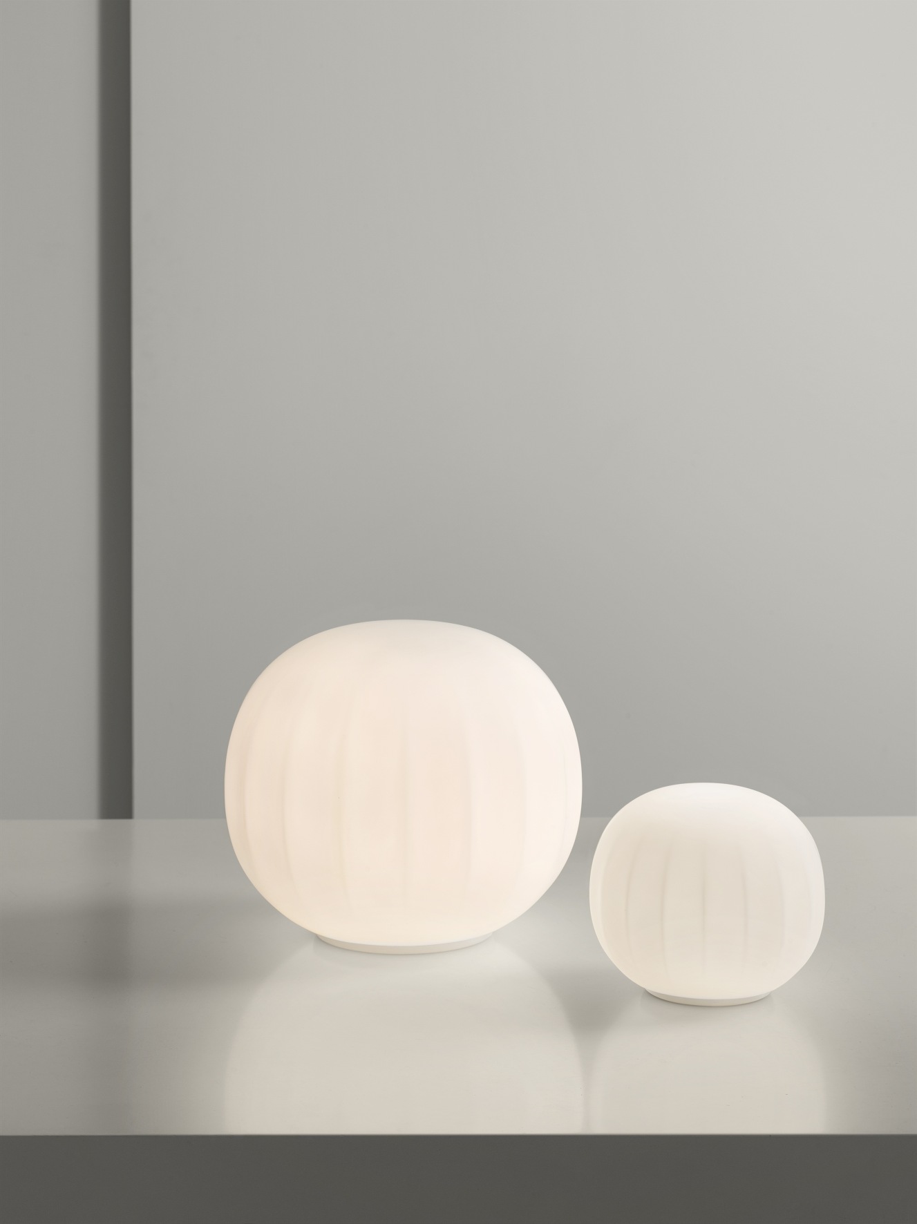 Lita Table lamp brass Luceplan