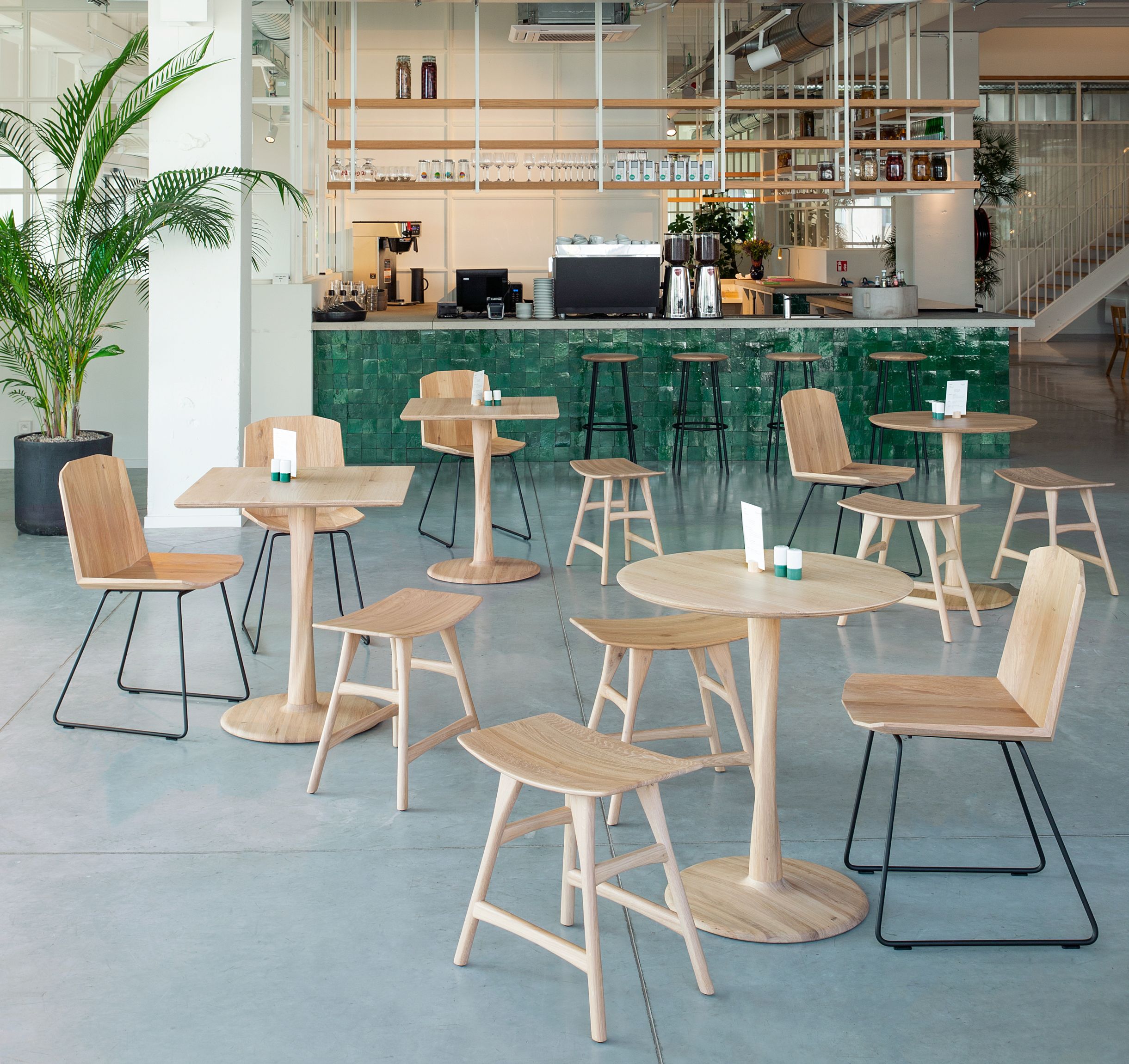 Osso stool Oak Ethnicraft