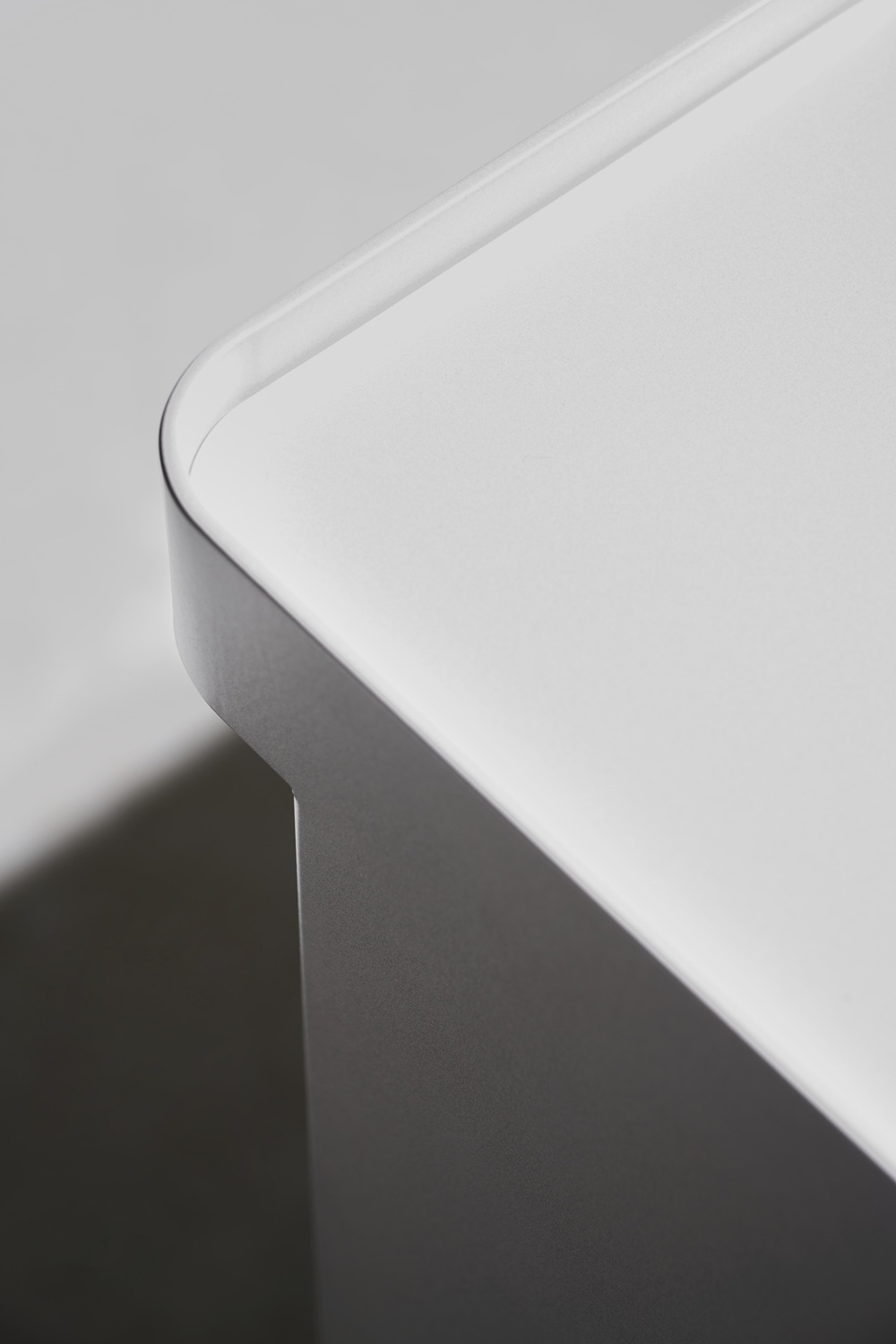 Ambito Side table Tola Dolza side table