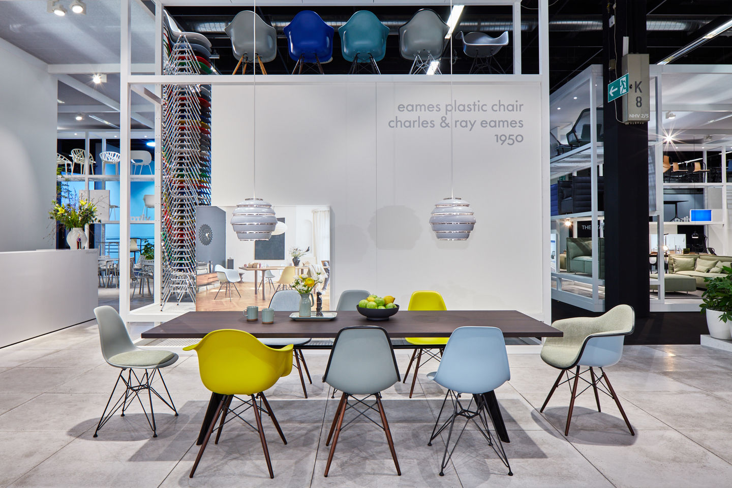 Eames Fiberglass Chair DSW Chair Vitra 
