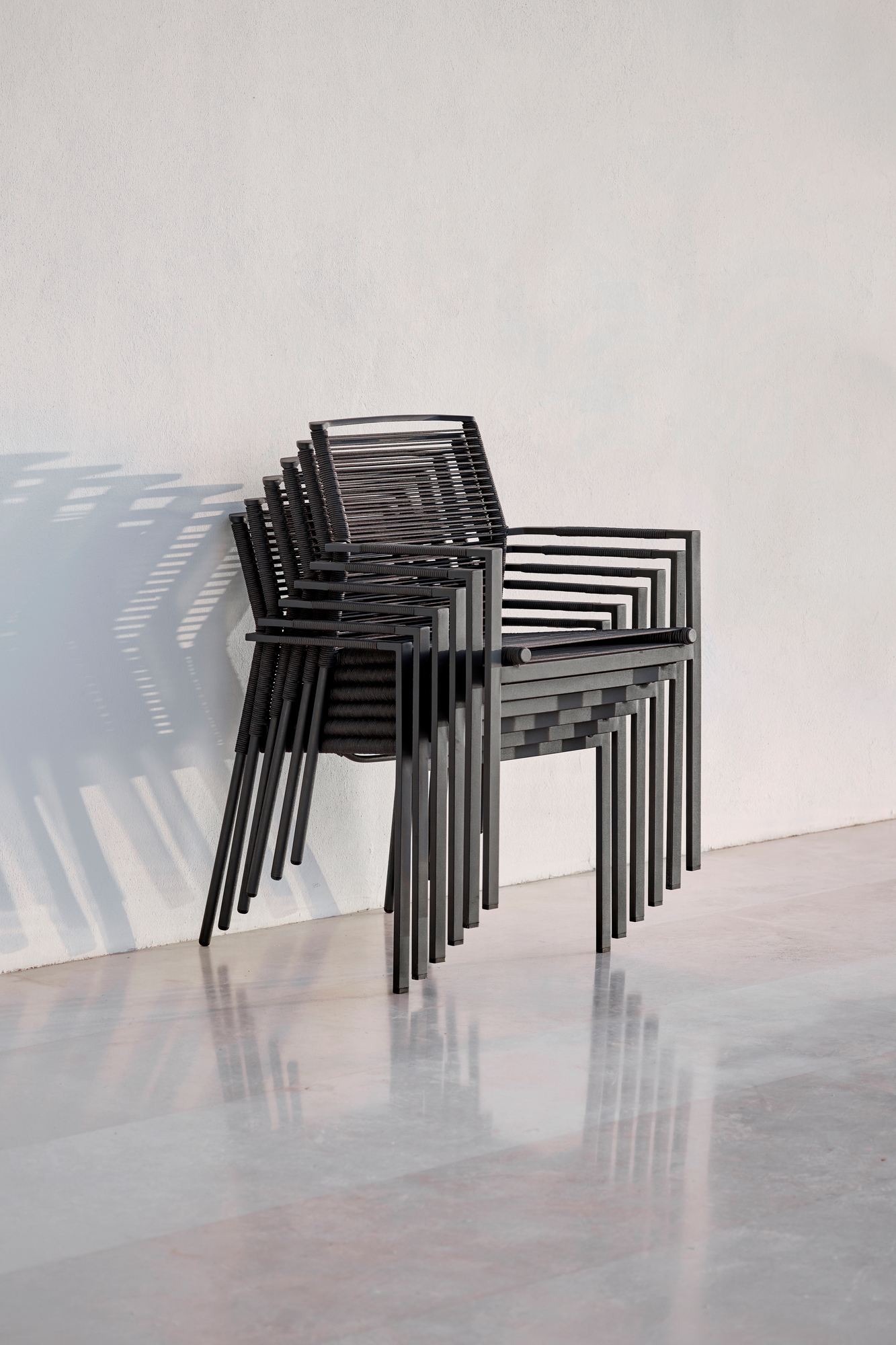Edge Outdoor Armchair stackable Cane-Line