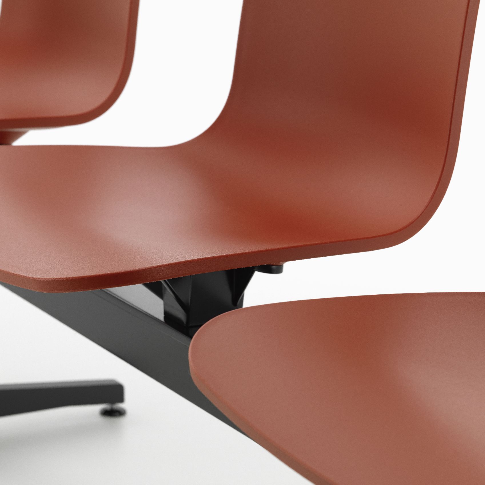 HAL on traverse Vitra