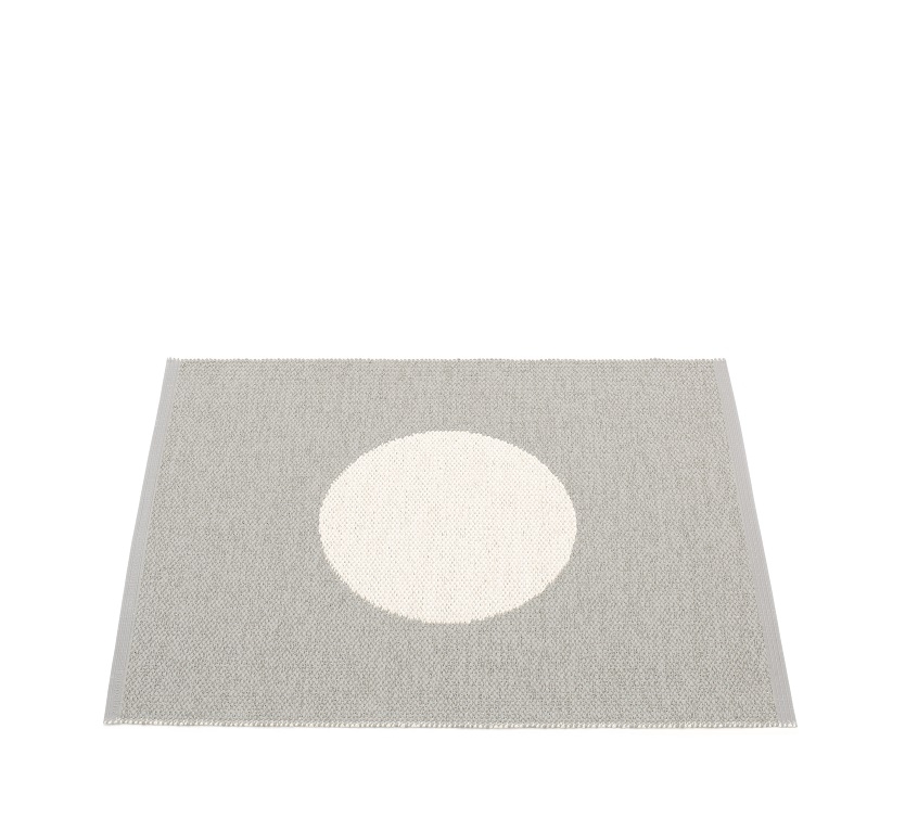 Vera Small One Plastic carpet 70x90 cm Pappelina Warm grey