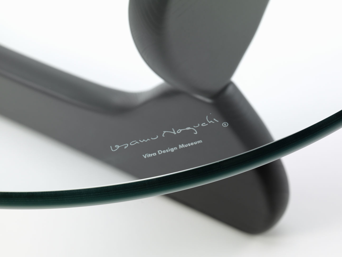 Noguchi Coffee Table Vitra
