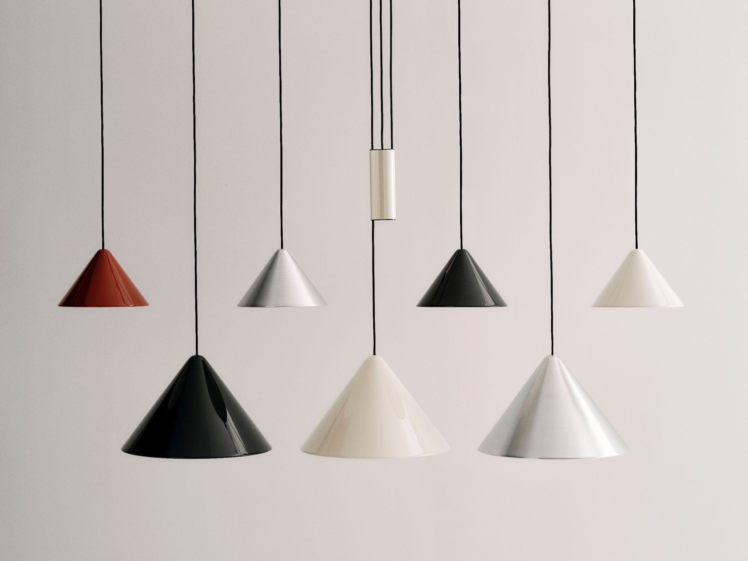 Compass Pendant 260 Pendant Lamp Aluminium Soft black Hay