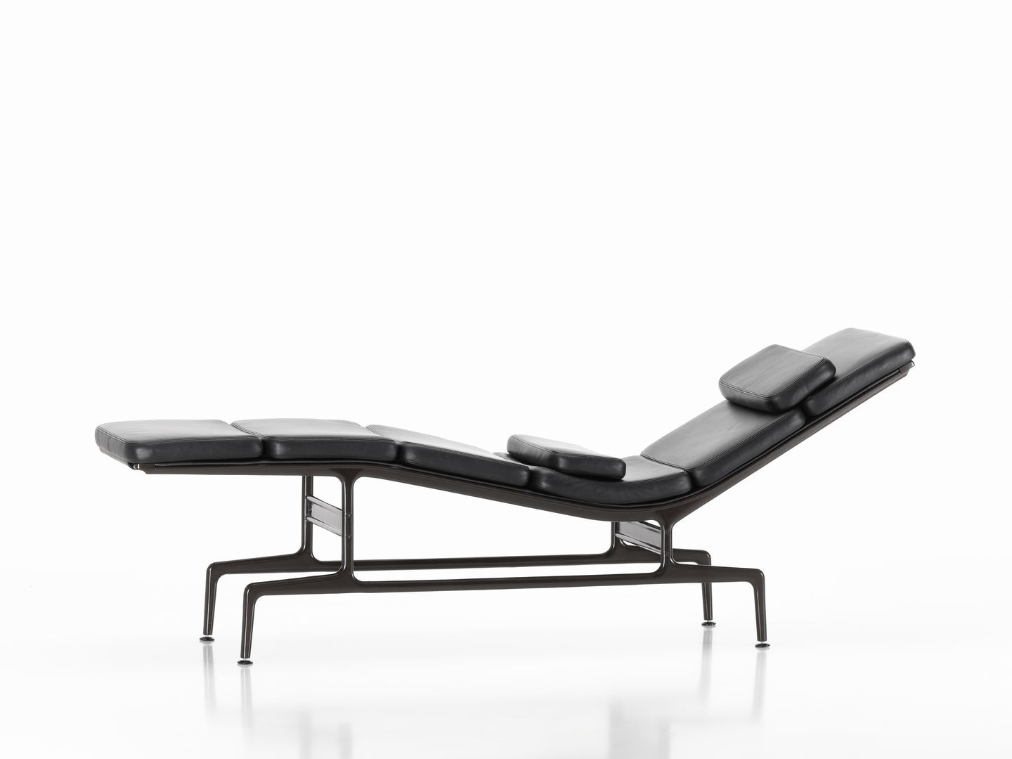Soft Pad Chaise ES 106 Lounger Vitra