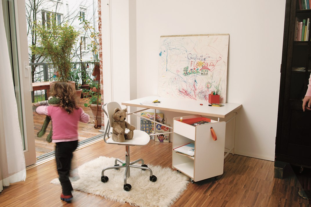 Eiermann children's desk Richard Lampert