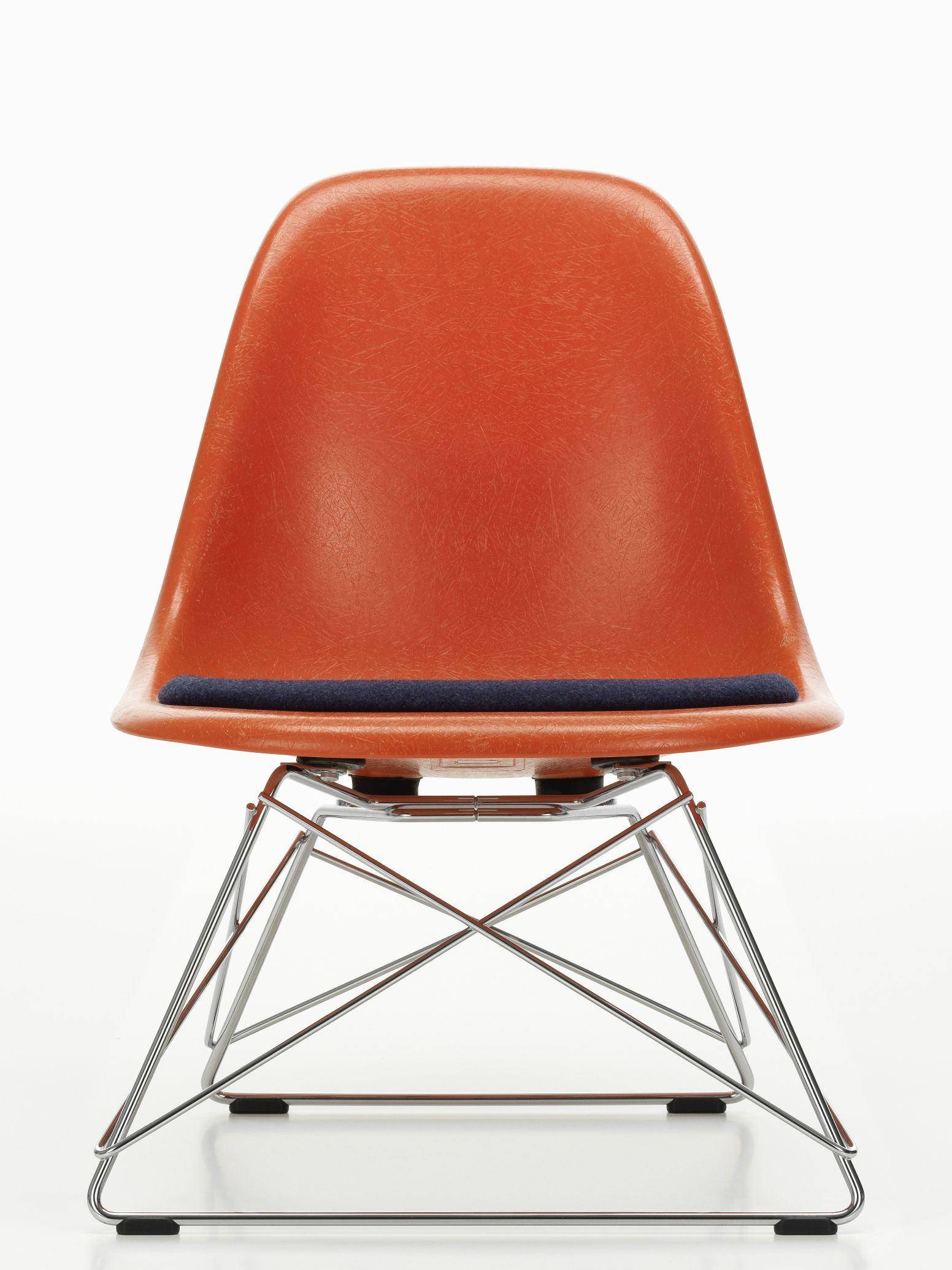 Eames Plastic Side Chair LSR Chair with seat cushion Vitra