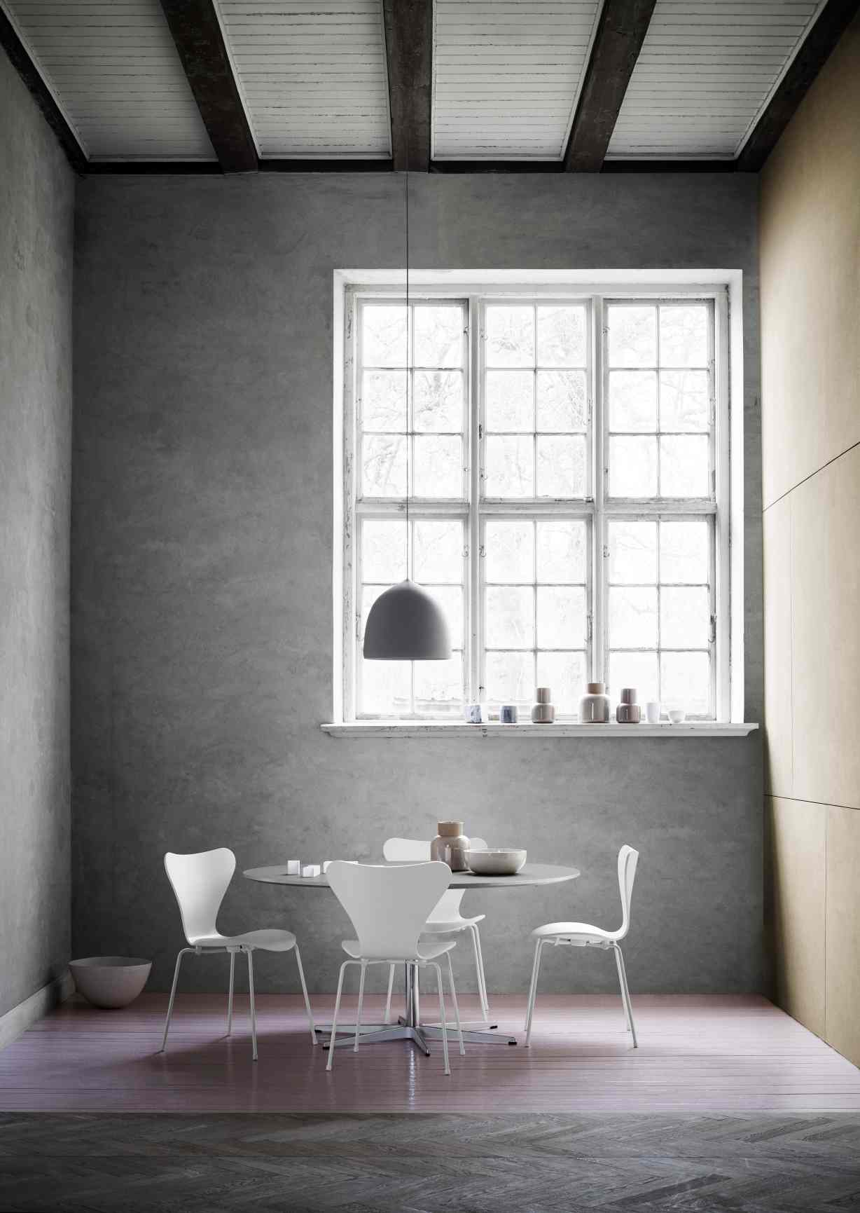Seven / Series Chair 3107 Fritz Hansen QUICK SHIP