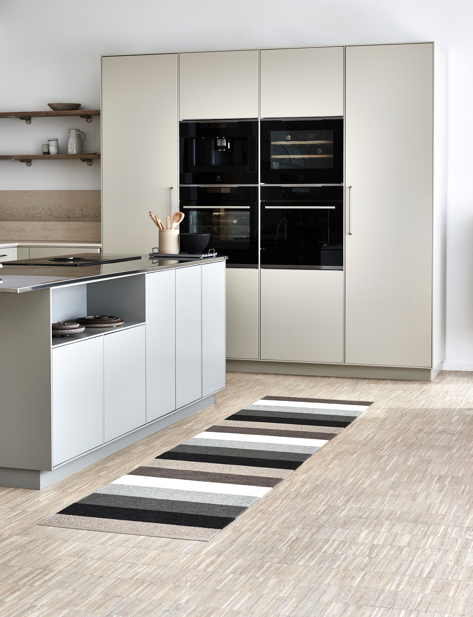 Molly Plastic Carpet 70x200 cm Pappelina