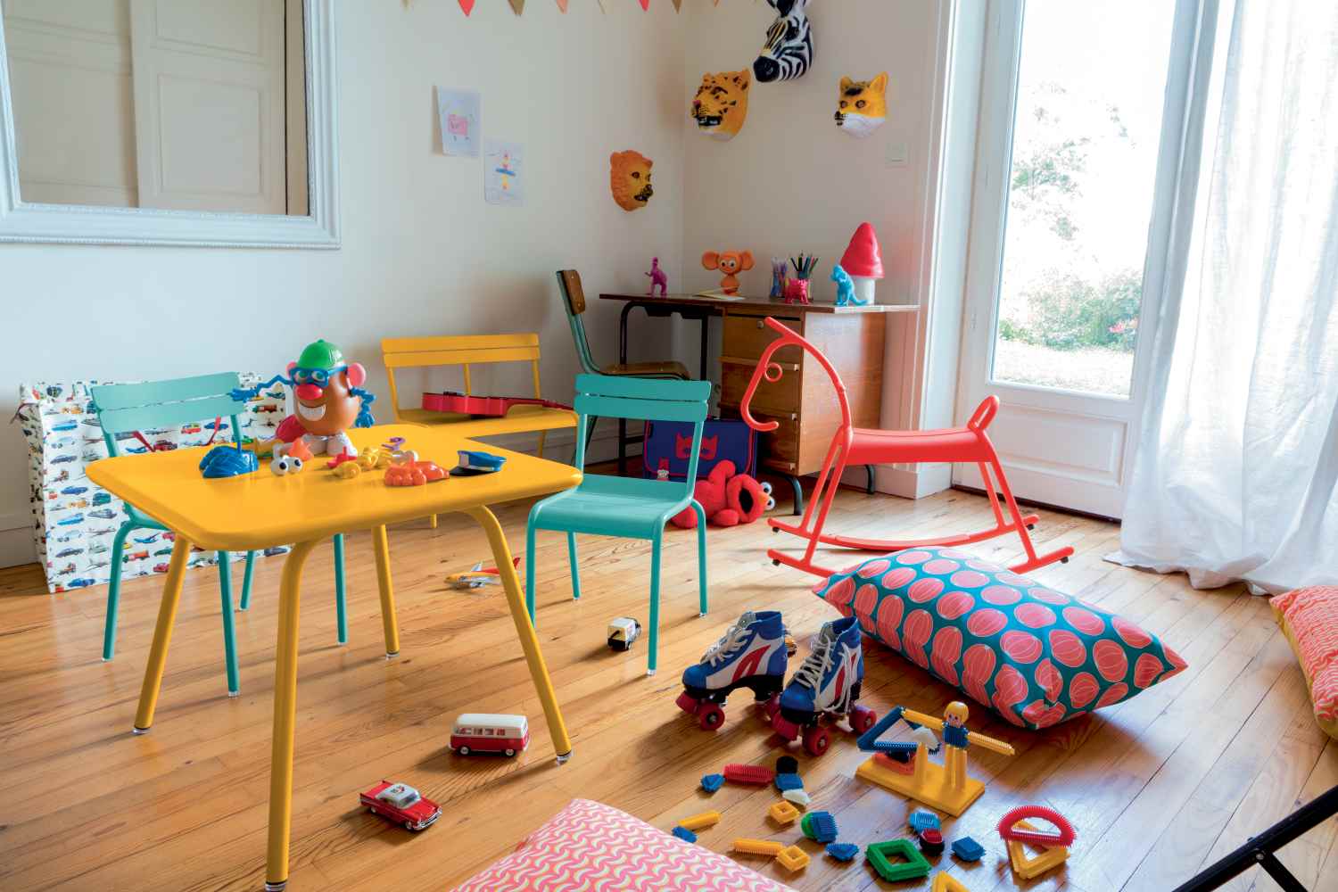 Luxembourg child outdoor bench Fermob